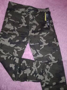 Nitrous Black Camouflage Green Camo Joggers w/ Elastic Waist Boys Size L